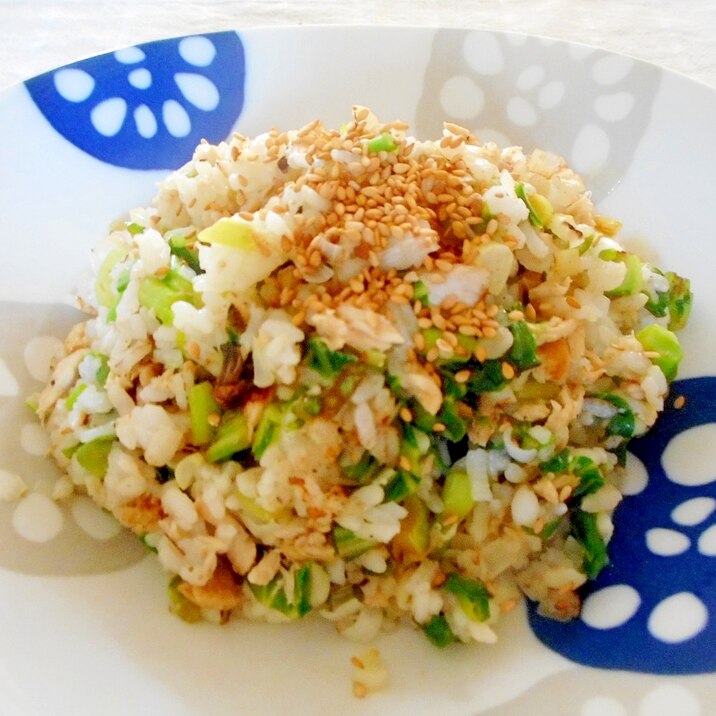 チンゲン菜菜花とツナのチャーハン レシピ 作り方 By Mococo05 楽天レシピ チンゲン菜菜花とツナのチャーハン レシピ 作り方 By Mococo05 楽天レシピ